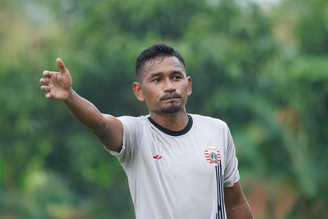 Gelandang-Persija-Jakarta-Ramdani-Lestaluhu-Dikabarkan-Segera-Bergabung-ke-PSS-Sleman.jpg