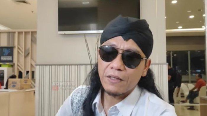 Gus-Miftah-memberikan-klarifikasi-soal-video-viral-yang-baru-baru-ini.jpg