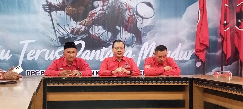 Gustan-Ganda-Ditetapkan-Jadi-Ketua-DPRD-Kabupaten-Sleman-2024-2029.jpg