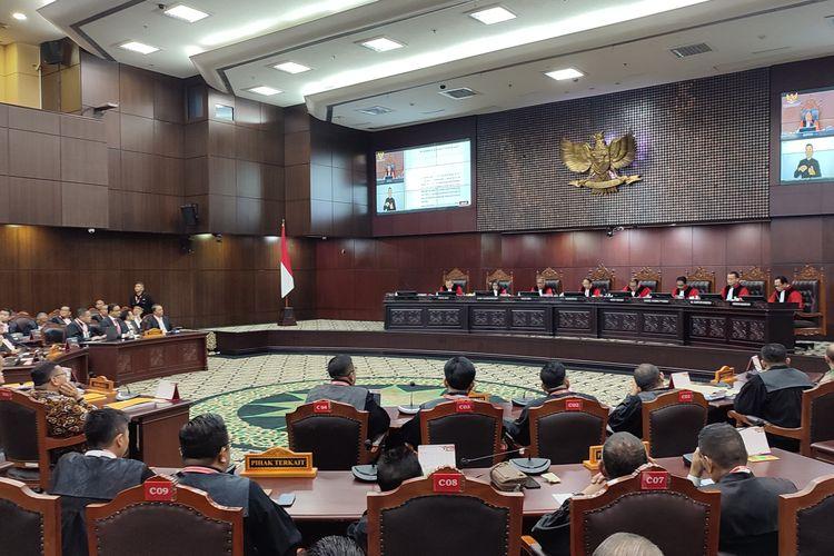 Hasil-Putusan-Sengketa-Pilpres-2024-Majelis-Hakim-MK-Tolak-Permohonan-Anies-Cak-Imin.jpg