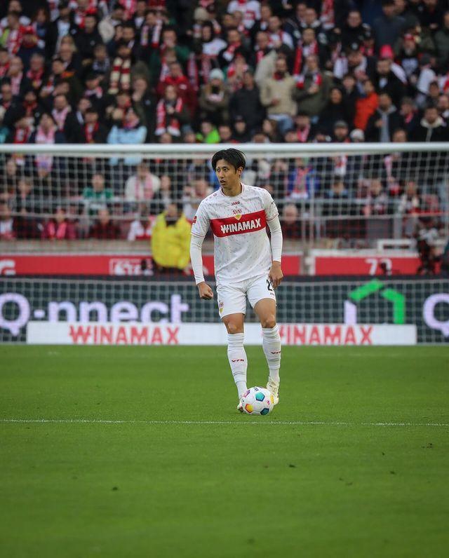Hiroki-Ito-Pemain-Jepang-yang-bermain-dengan-VfB-Stuttgart.jpg