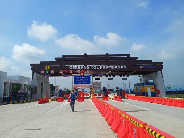 Jalan-Tol-Jogja-Solo-Segmen-Klaten-Prambanan-Beroperasi-Tanpa-Tarif.jpg