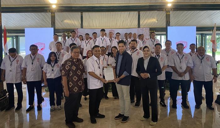 Budi Djiwandono Lantik KPH Purbodiningrat sebagai Ketua Perbasi DIY 2025-2029, Target 2 Emas di PON