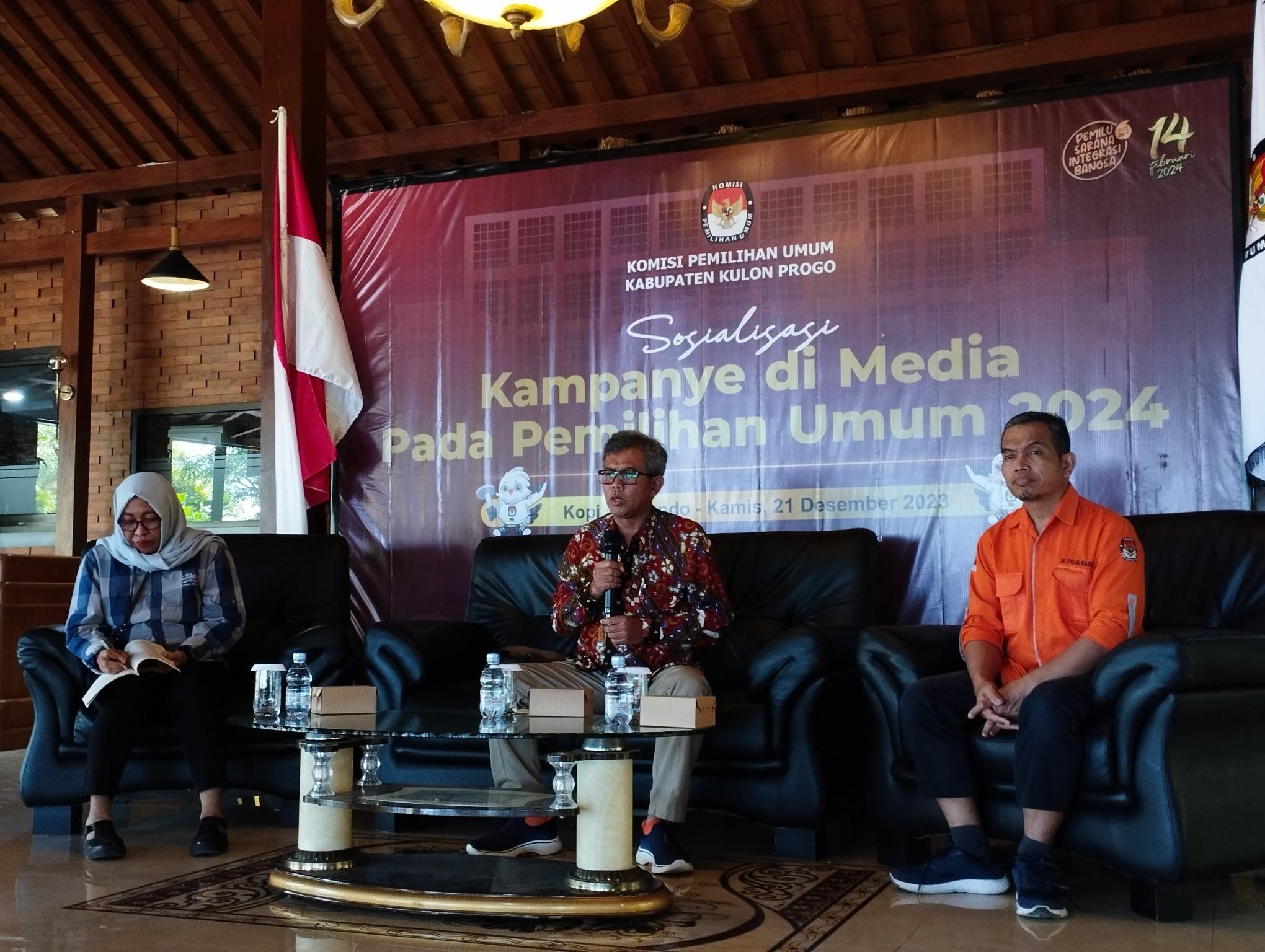 KPU-Kulon-Progo-Harapkan-Media-Massa-Beri-Ruang-Kampanye-Pemilu-2024-Secara-Berimbang.jpg
