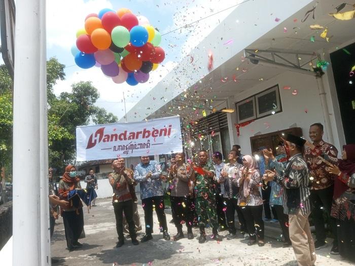 KPU-Sleman-Luncurkan-Budaya-Kerja-Handarbeni.jpg