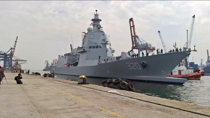 KRI-Brawijaya-320-jadi-Kapal-Perang-Terbaru-TNI-AL-Kapal-dengan-4-Kemampuan-Perang.jpg