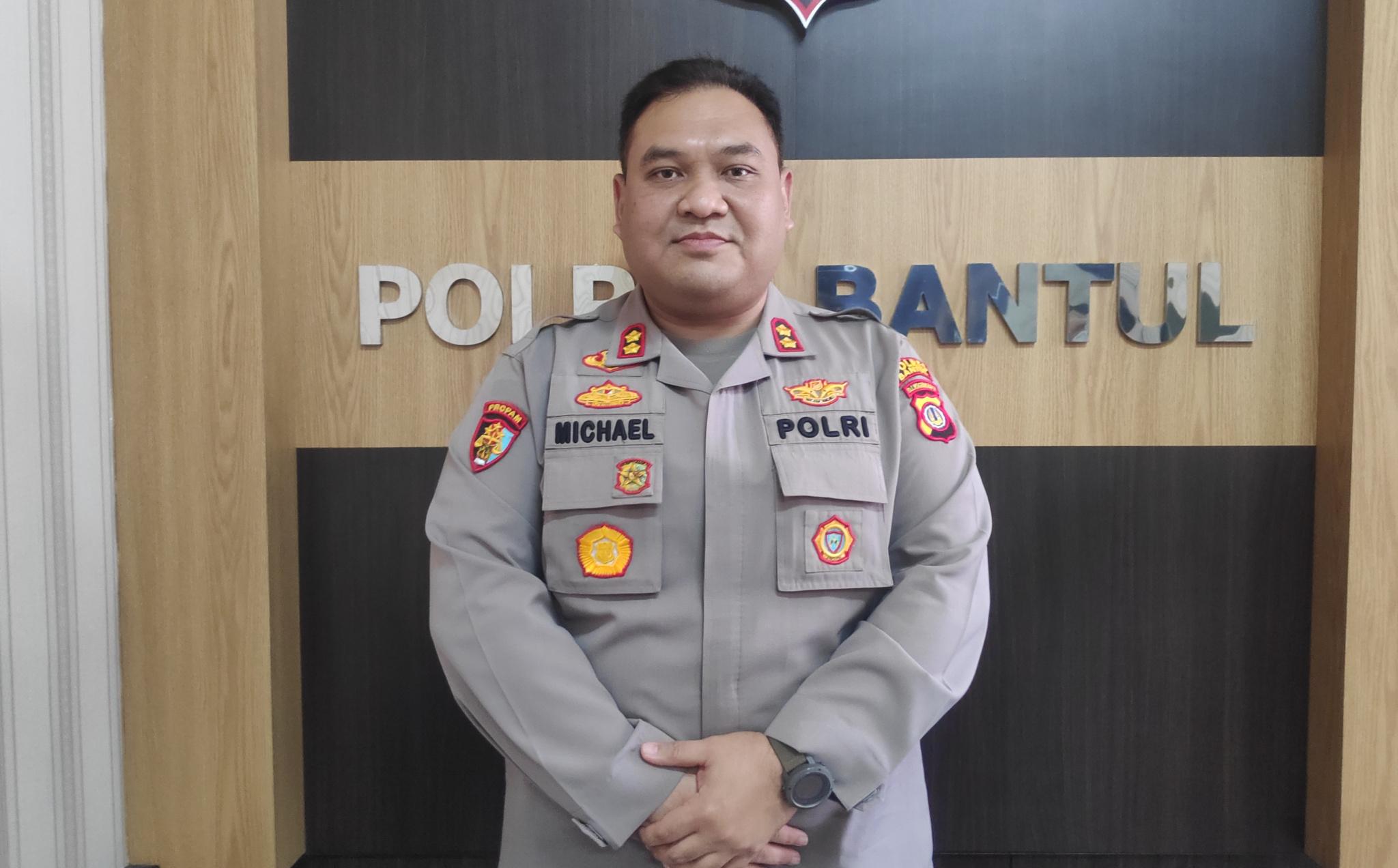Kapolres-Bantul-Kapolres-Bantul-AKBP-Michael-R-Risakotta-11823.jpg