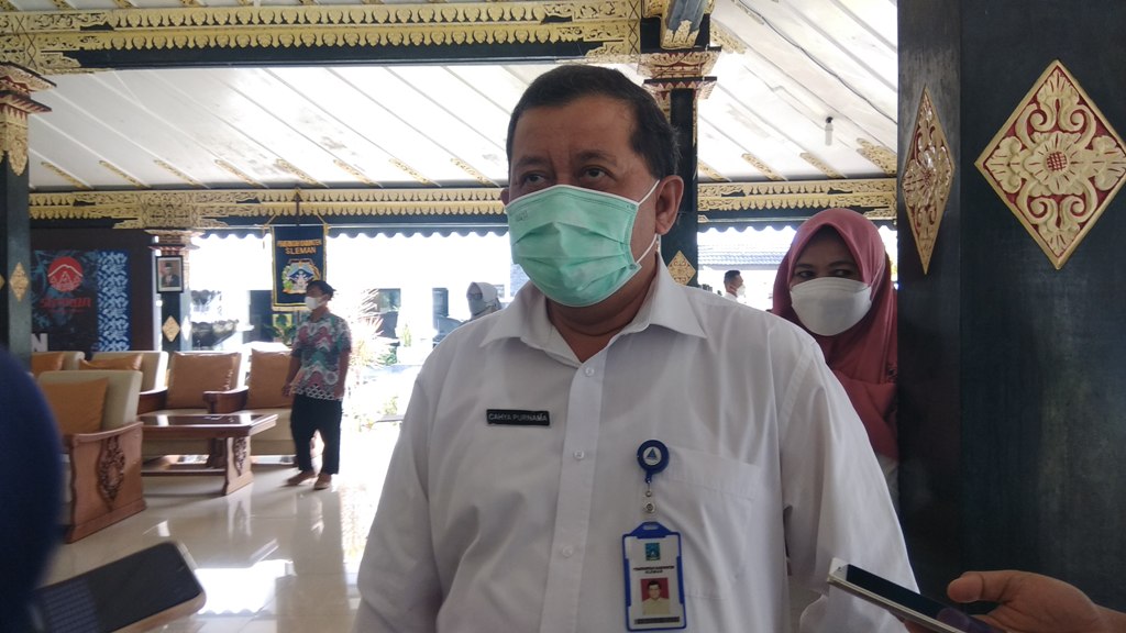 Kepala-Dinas-Kesehatan-Sleman-Cahya-Purnama-301221.jpg