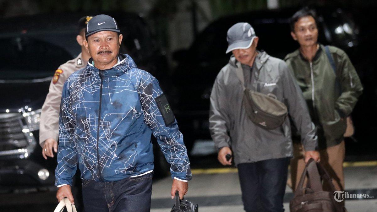 Keterangan-Wali-Kota-Maidi-Saat-Tiba-di-Gedung-KPK.jpg