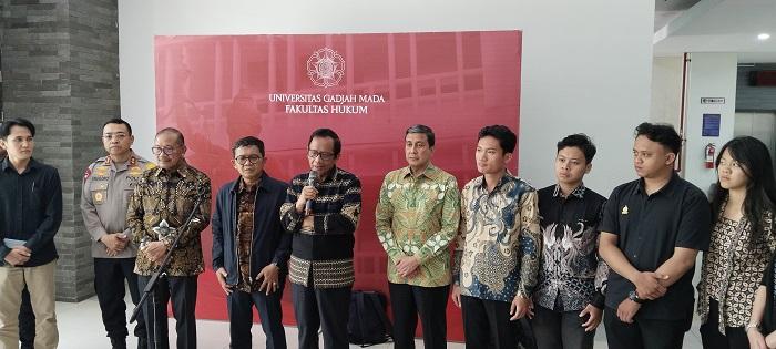 Komisi-Percepatan-Reformasi-Polri-Jaring-Aspirasi-dari-Akademisi-hingga-Seniman-untuk-Perbaikan.jpg