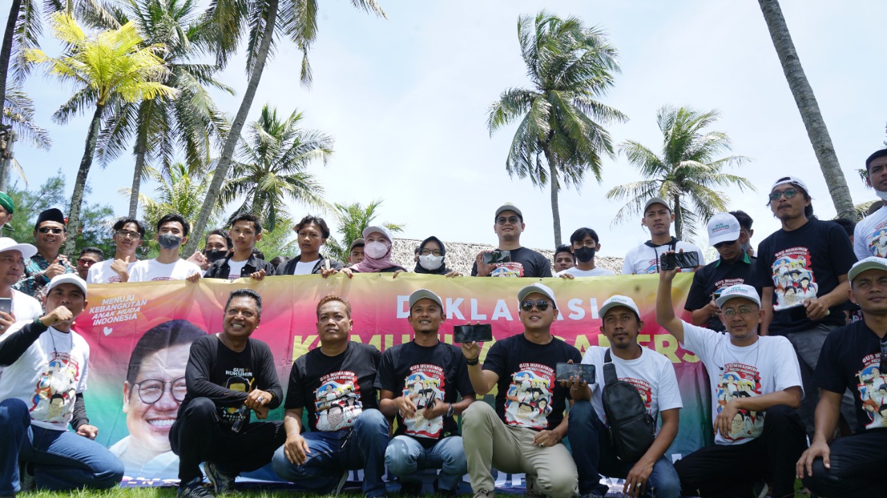 Komunitas-Gamers-Mobile-Legends-Yogyakarta-Beri-Julukan-Muhaimin-Legends-untuk-Cak-Imin.jpg