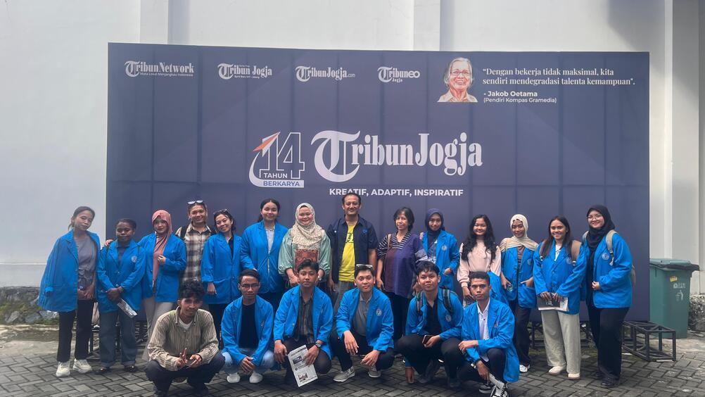 Kunjungan-Mahasiswa-Kesmas-UNRIYO-ke-Tribun-Jogja-Asah-Kemampuan-Kemas-Pesan-Kesehatan-Lewat-Medsos.jpg