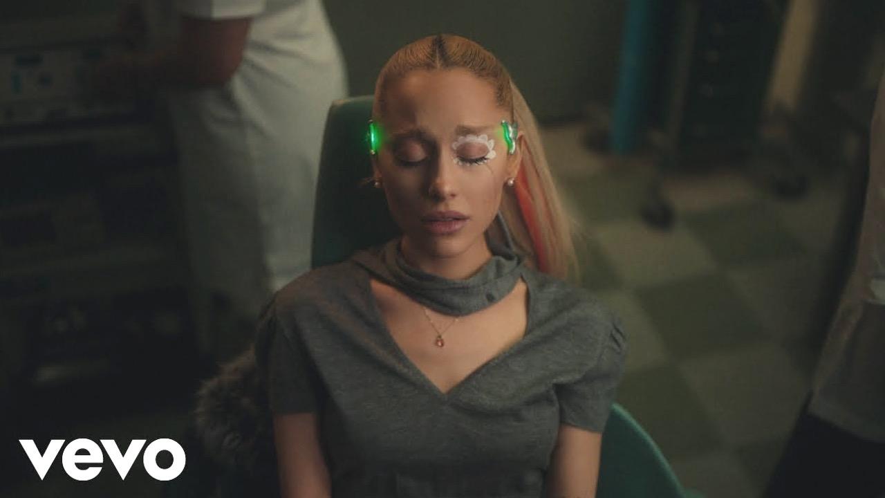 Lirik-Lagu-dan-Terjemahan-we-cant-be-friends-wait-for-your-love-Ariana-Grande-Viral-di-TikTok.jpg