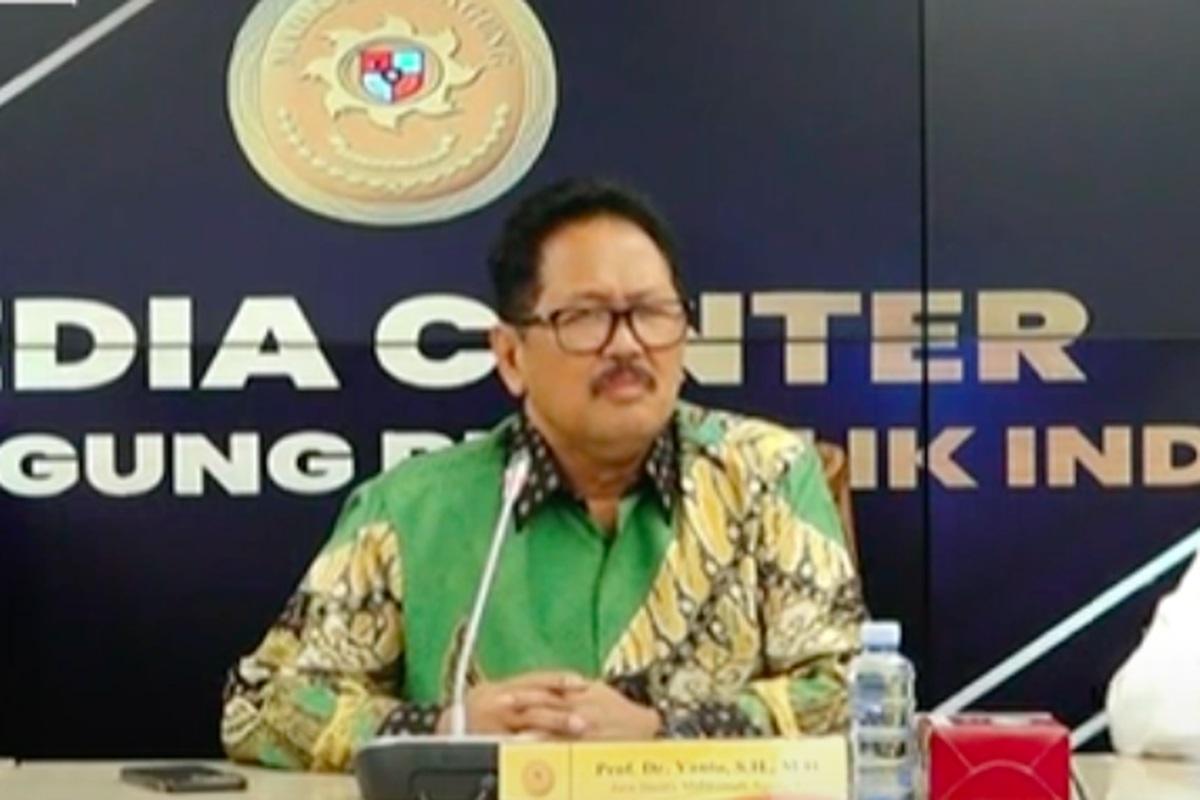 MA-Berhentikan-Sementara-Hakim-dan-Panitera-yang-Jadi-Tersangka-Suap.jpg