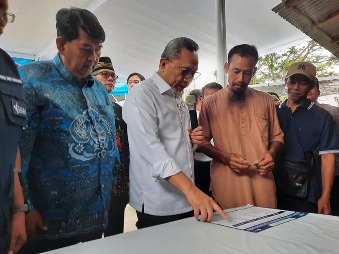 Menko Pangan Zulkifli Hasan Kunjungi Kulon Progo, Pastikan Harga Pupuk Subsidi Turun 20 Persen