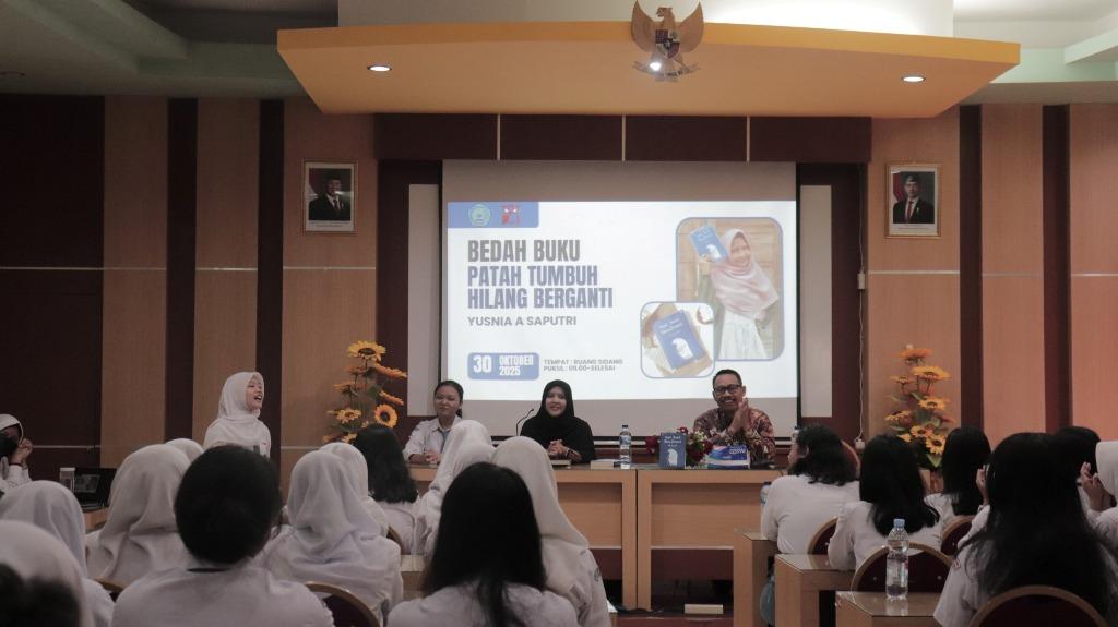 Menumbuhkan-Semangat-Menulis-Lewat-Bedah-Buku-Patah-Tumbuh-Hilang-Berganti.jpg
