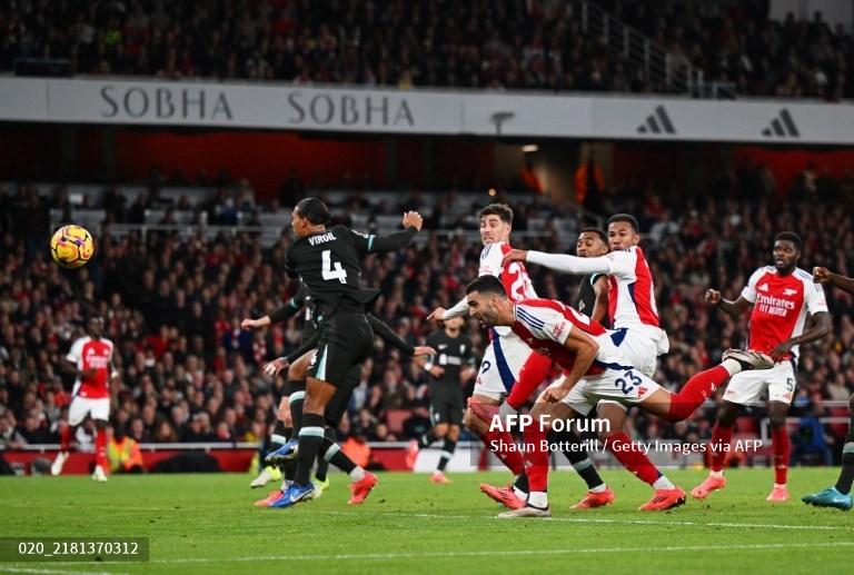 Mikel-Merino-mencetak-gol-di-Liga-Inggris-antara-Arsenal-vs-Liverpool-di-Emirates.jpg