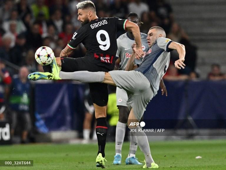 Olivier-Giroud-vs-Strahinja-Pavlovic-di-Grup-E-Liga-Champions-FC-Salzburg-vs-AC-Milan.jpg
