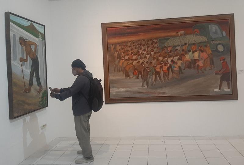 Pameran-Lukisan-Gelombang-Masker-Djoko-Pekik-Tuangkan-Cerita-Pandemi-Covid-19-Lewat-23-Lukisan.jpg