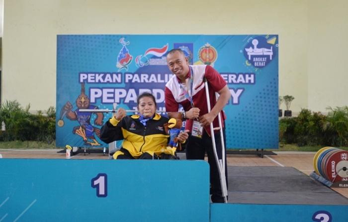 Paralimpian-angkat-berat-Gunungkidul-Sutiayah.jpg