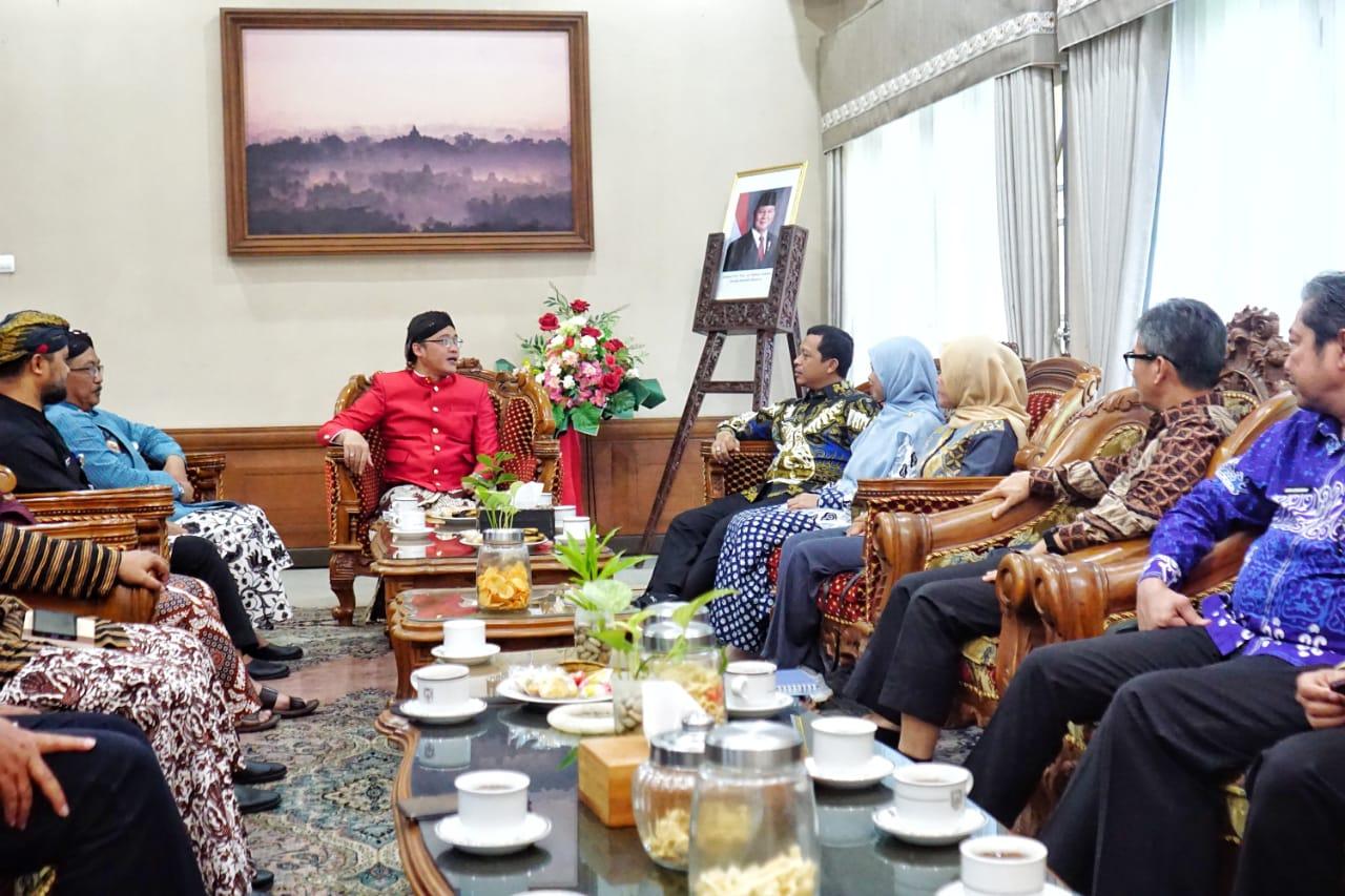 Bupati Magelang Grengseng dan Bupati Pringsewu Bahas Ekosistem Pertanian