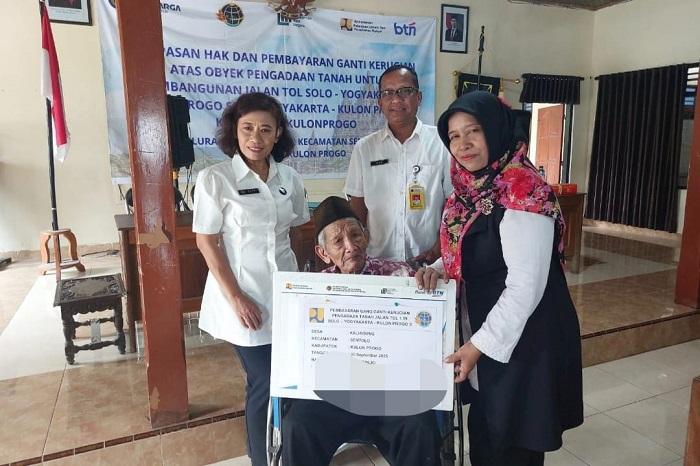 Pemilik-30-Bidang-Tanah-di-Kaliagung-Terima-Pembayaran-Ganti-Rugi-TerdampakProyek-Tol-Yogya-YIA.jpg