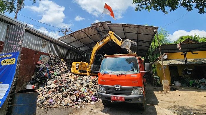 Pemkot-Yogya-Targetkan-Angkut-2000-Ton-Sampah-dari-Depo-ke-TPA-Piyungan-Sebelum-Natal.jpg