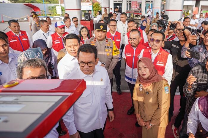 Pertamina-Patra-Niaga-ikut-meninjau-SPBU-bersama-Menteri-Perdagangan.jpg