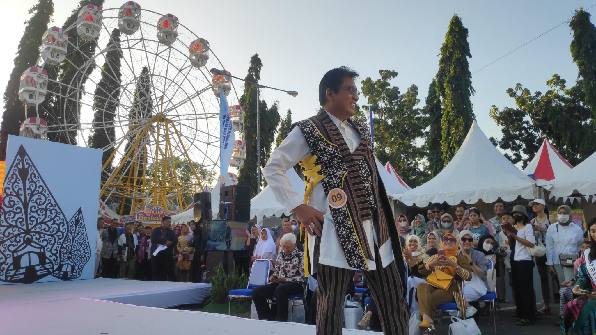 Pimpinan-OPD-Bantul-Berlenggak-lenggok-dalam-Bantul-Craft-and-Fashion-Festival.jpg
