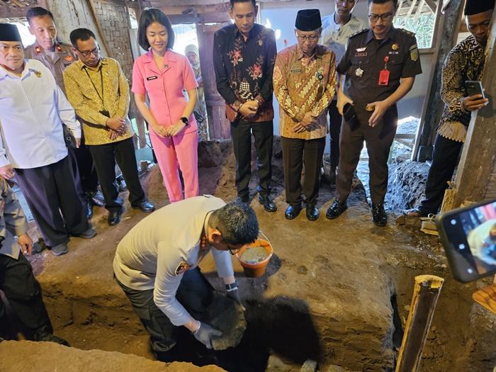 Sambut HUT ke-79 Bhayangkara, Polresta Magelang Bedah 19 Rumah Tak Layak Huni
