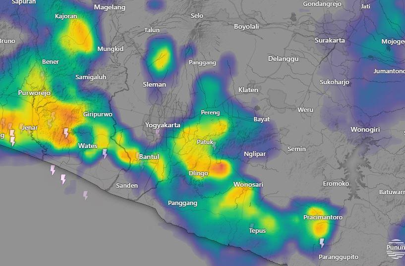 Cuaca Malam Tahun Baru 2026 di Yogyakarta: Malioboro, Titik Nol dan Tugu Jogja
