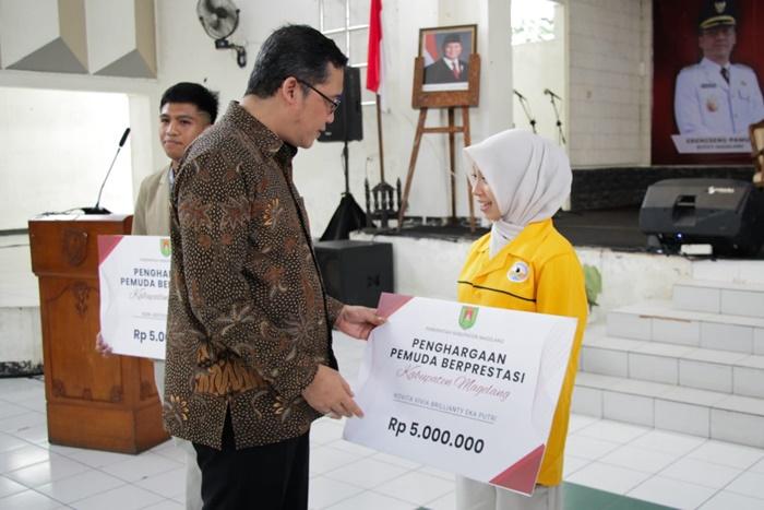 Program-bantuan-beasiswa-kuliah-Pemkab-Magelang.jpg
