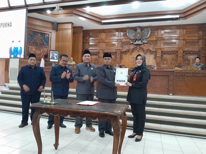RAPB-2025-dan-Program-Pembentukan-Perda-Klaten-Disetujui.jpg
