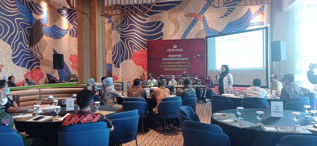 Rakor-verifikasi-parpol-calon-peserta-pemilu-2024.jpg