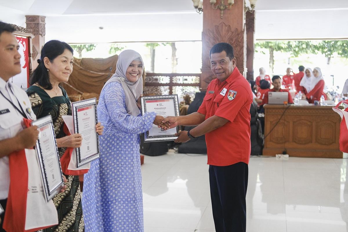 Rutin-Sumbang-Darah-350-Orang-Dapat-Penghargaan-Wali-Kota-Magelang.jpg