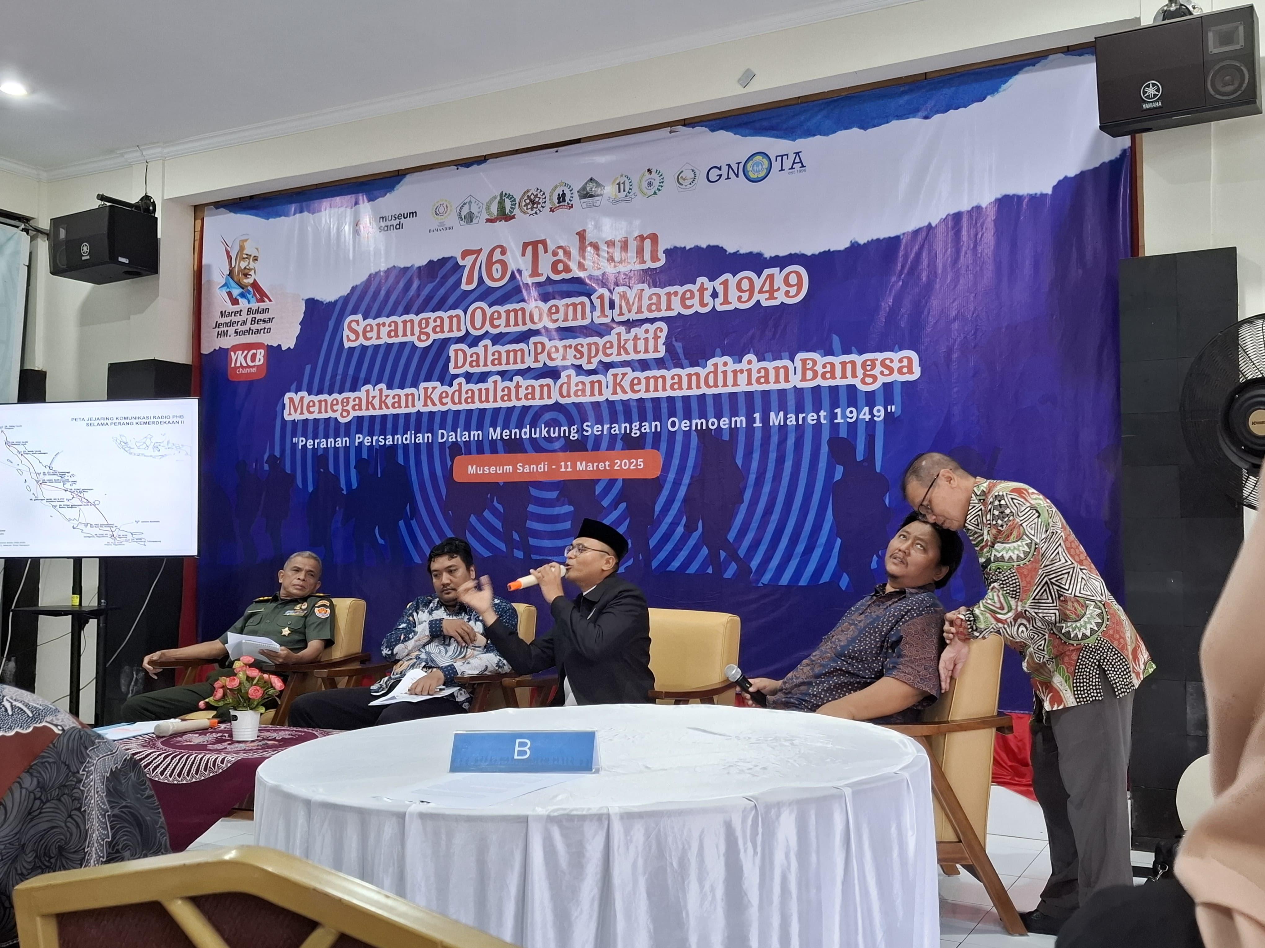 SEMINAR-SERANGAN-UMUM-1-MARET-1203.jpg