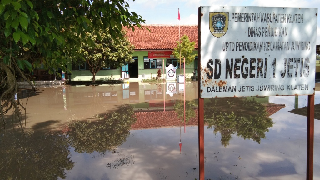 Satu-SD-di-Klaten-Batal-Ikuti-PTM-50-Persen-Lantaran-Sekolah-Kebanjiran.jpg