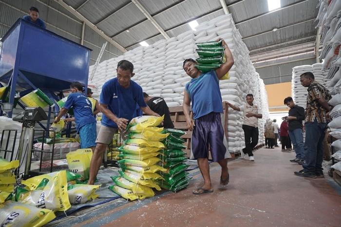 Stok-pangan-aman-akhir-pekan-pertama-Ramadan.jpg