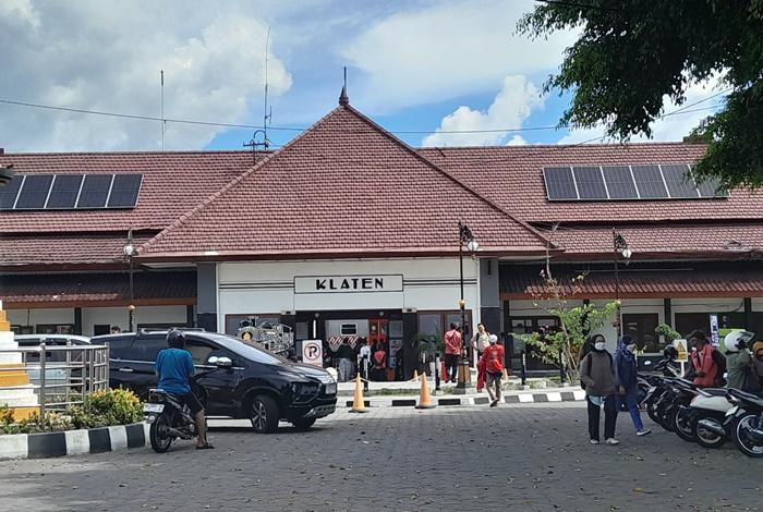 Suasana-di-Stasiun-Klaten-Minggu-28122025.jpg