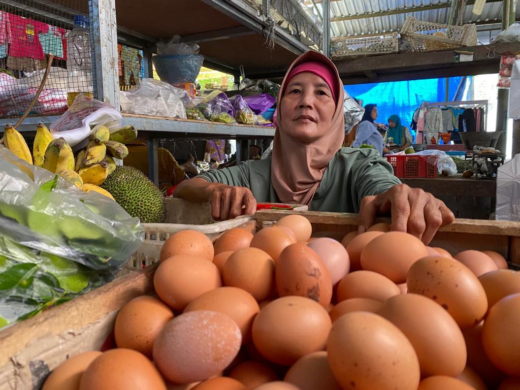 Sumarni-60-salah-satu-pedagang-sayur-di-Pasar-Sleman.jpg