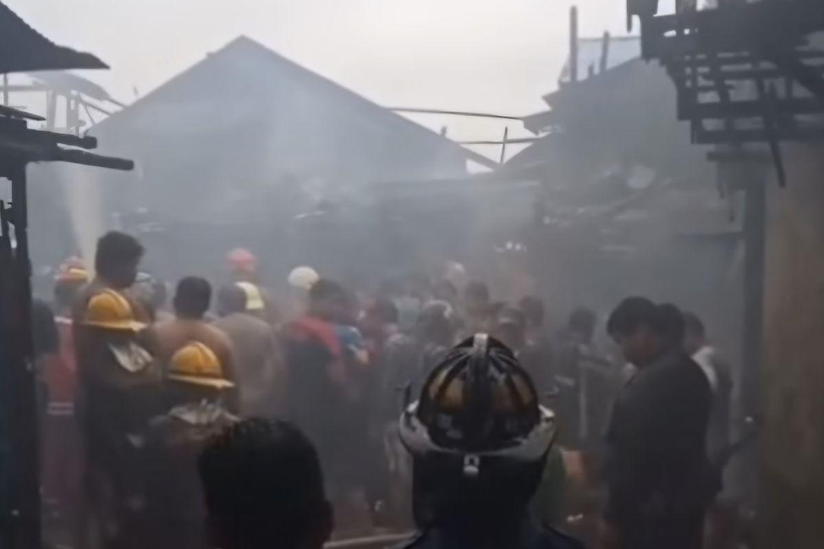 Tiga-Orang-di-Banjarmasin-Tewas-Terjebak-di-Dalam-Rumah-yang-Terbakar.jpg