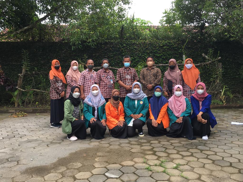 Universitas Alma Ata Yogyakarta Laksanakan Program Kampus Mengajar di SMPN 3 Pajangan