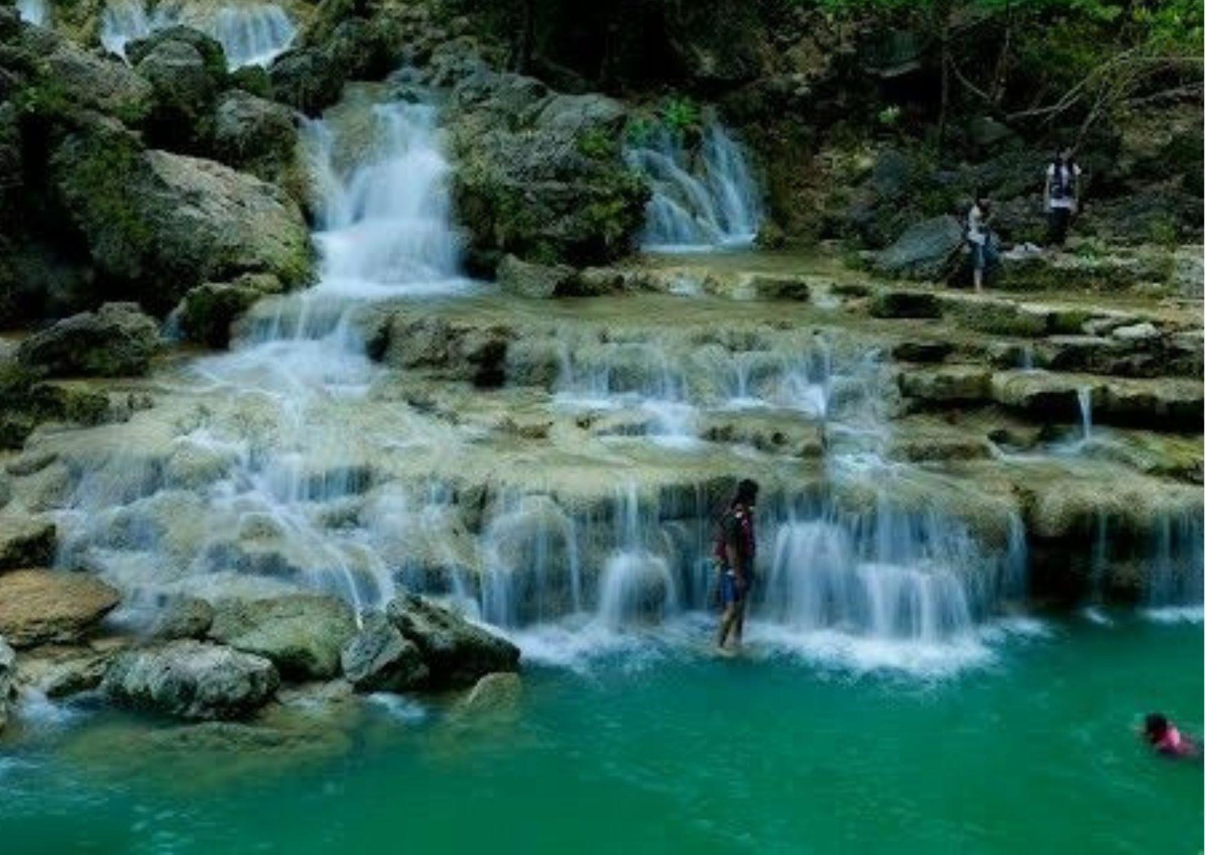 View-Air-Terjun-Sri-Gethuk-Gunungkidul.jpg