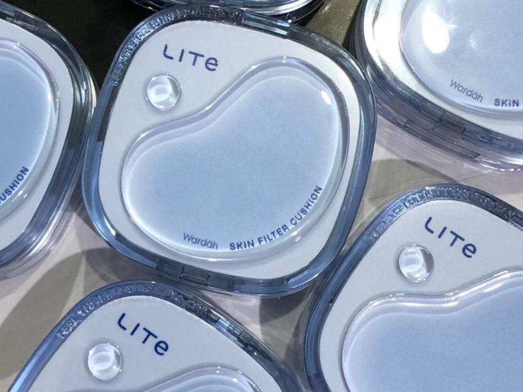 Wardah-Lite-Skin-Filter-Cushion-SPF40-PA.jpg