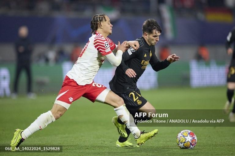Xavi-Simons-vs-Brahim-Diaz-di-babak-16-besar-Liga-Champions-RB-Leipzig-dan-Real-Madrid.jpg