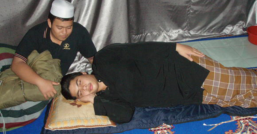 adab-tidur-sesuai-tuntunan-nabi_20170912_213245.jpg