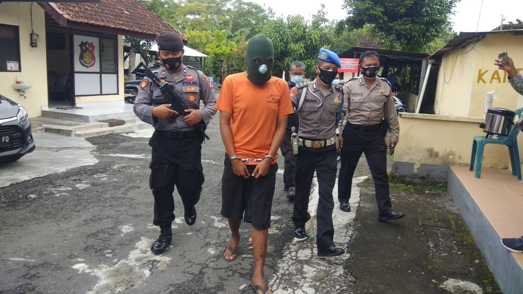 afr-ditangkap-petugas-polisi-sektor-mlati-karena-mencuri-sepeda-motor.jpg