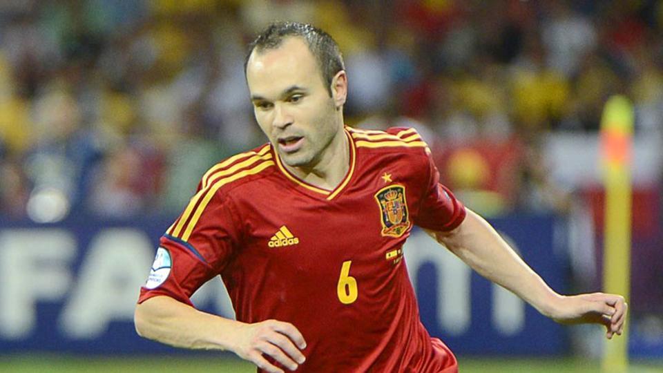 andres-iniesta-timnas-spanyol_20180531_004527.jpg