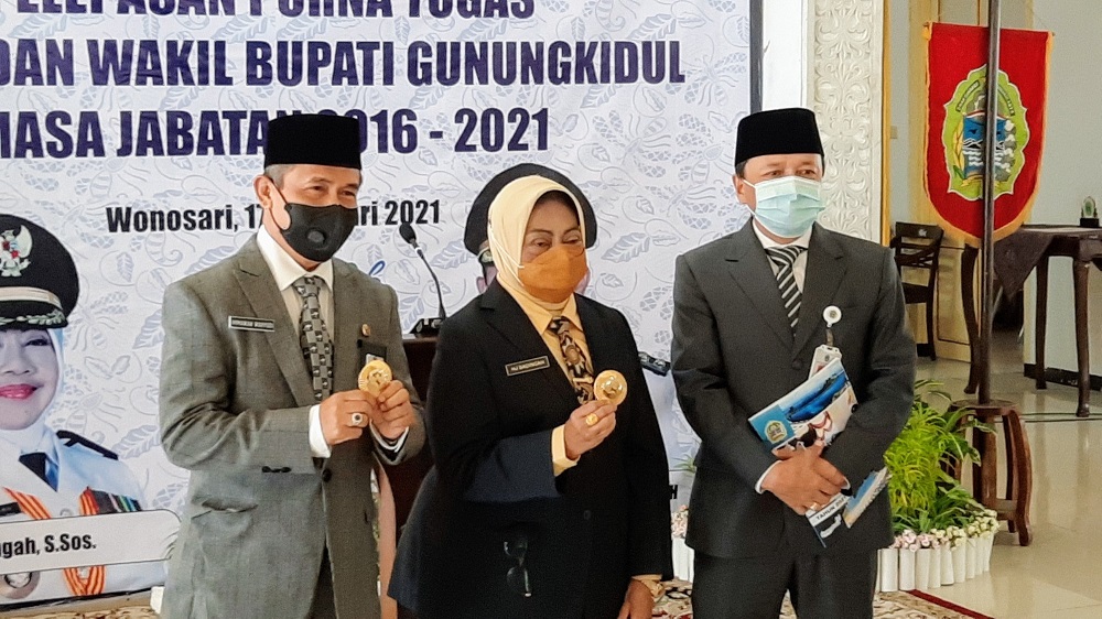 badingah-immawan-wahyudi-resmi-akhiri-masa-jabatan-bupati-wabup-gunungkidul.jpg