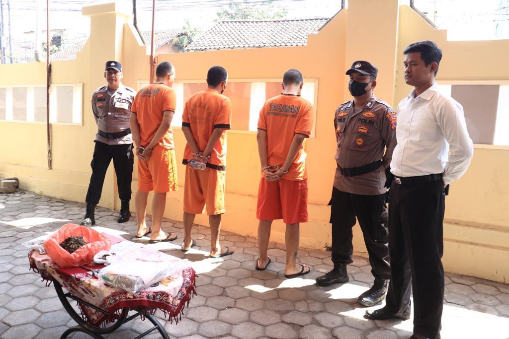 Ditresnarkoba Polda DIY Musnahkan Barang Bukti Ganja dan Sabu
